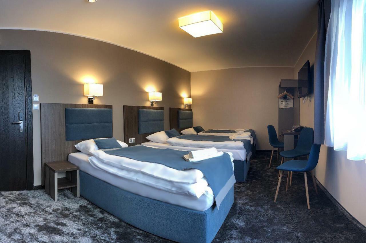 Hotel Sleep Wroclaw Bagian luar foto