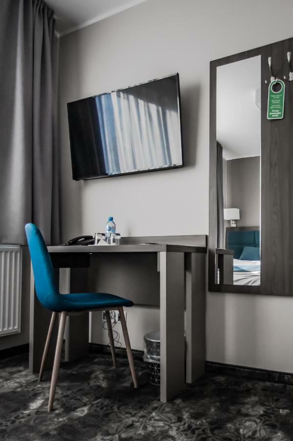 Hotel Sleep Wroclaw Bagian luar foto
